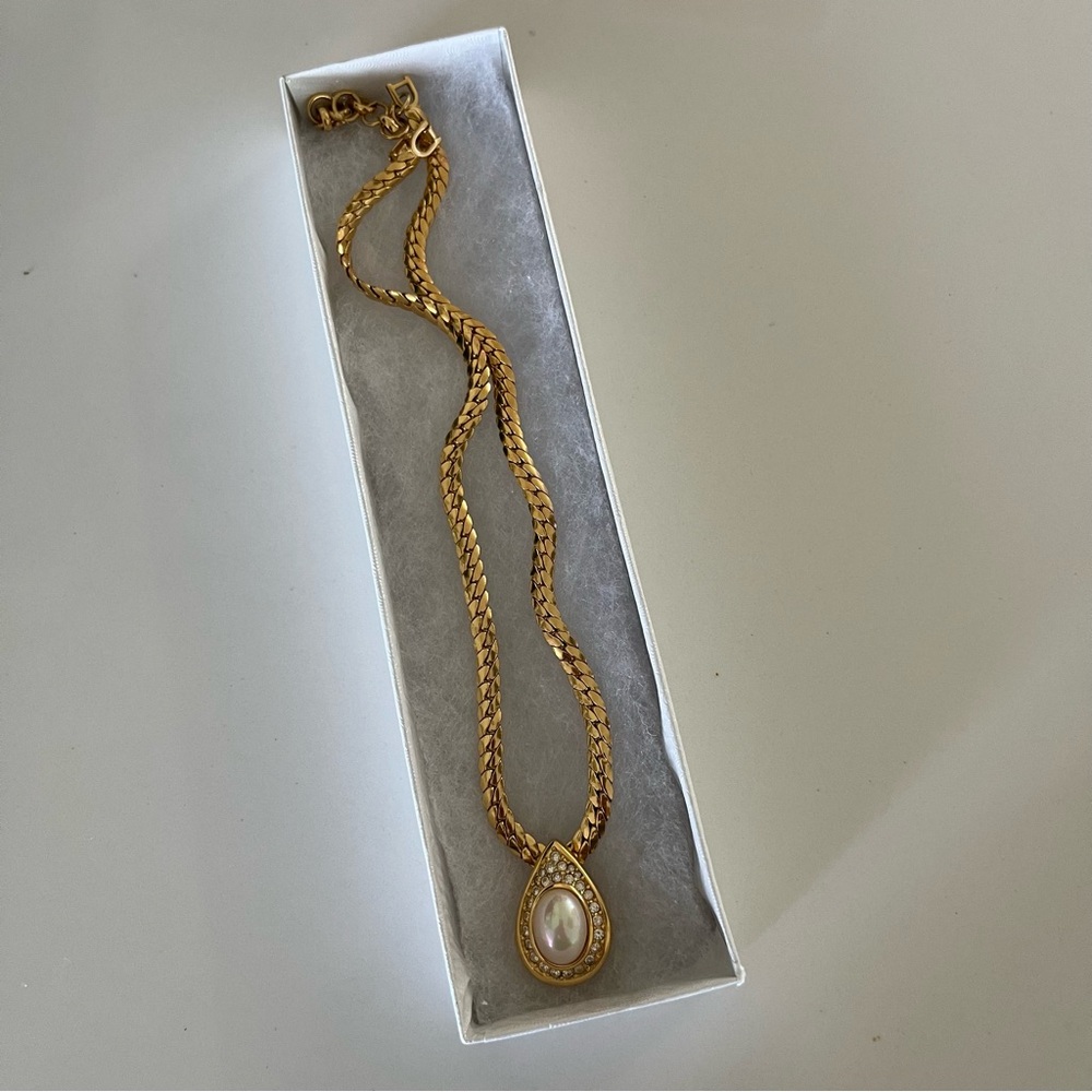 Christian Dior Necklace Gold Plate Pearl Oval Crystals Teardrop Designer Vintage - Picture 11 of 17